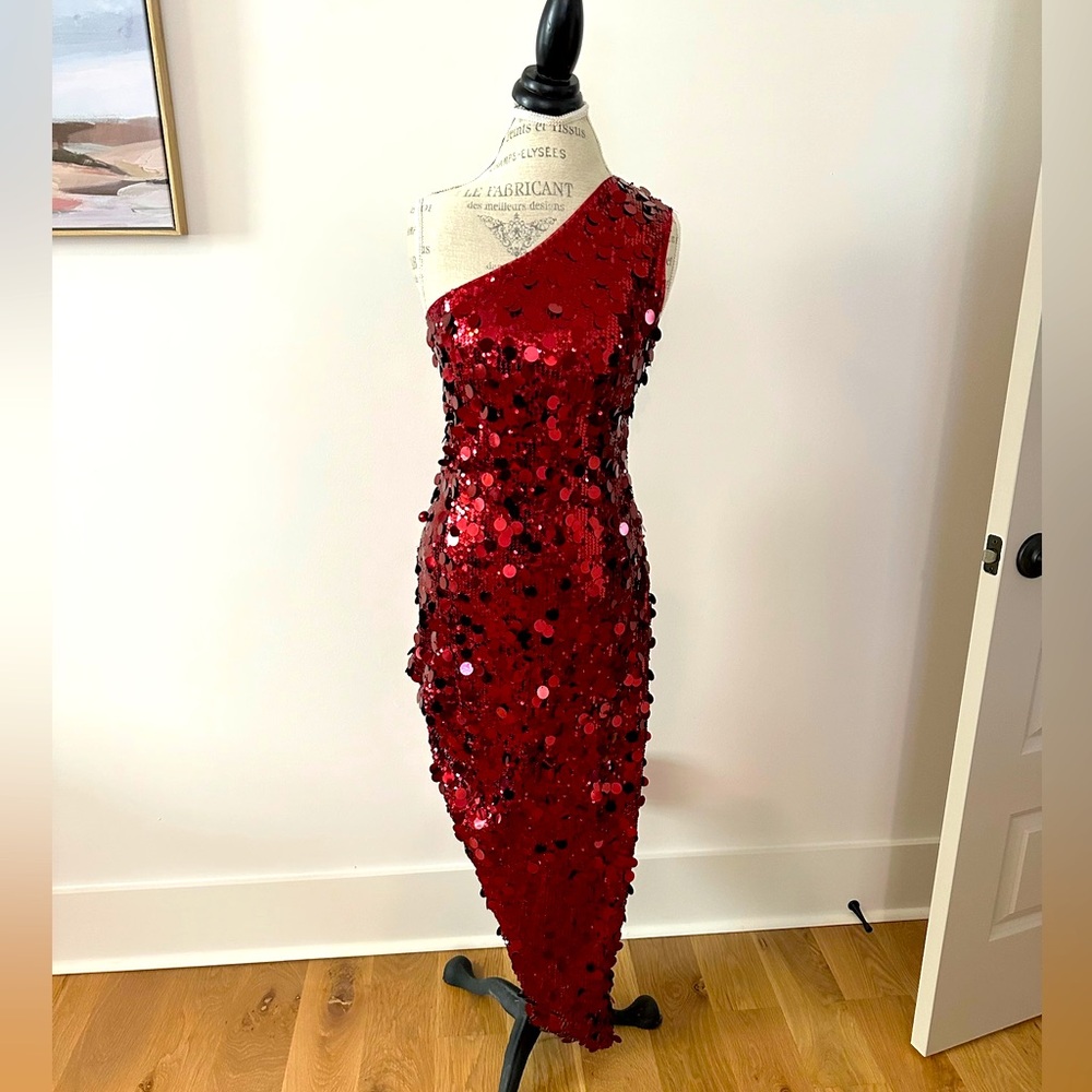The Noli Shop Thea One Shoulder Sequin Dress, Women’s L - NWT in Burgundy